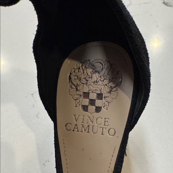 Vince Camuto Black Fringe Heels with Silver Accents Size 8.5 3” Heel - Picture 2 of 7